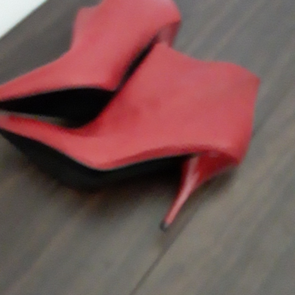 Shoes - Picture 3 of 3